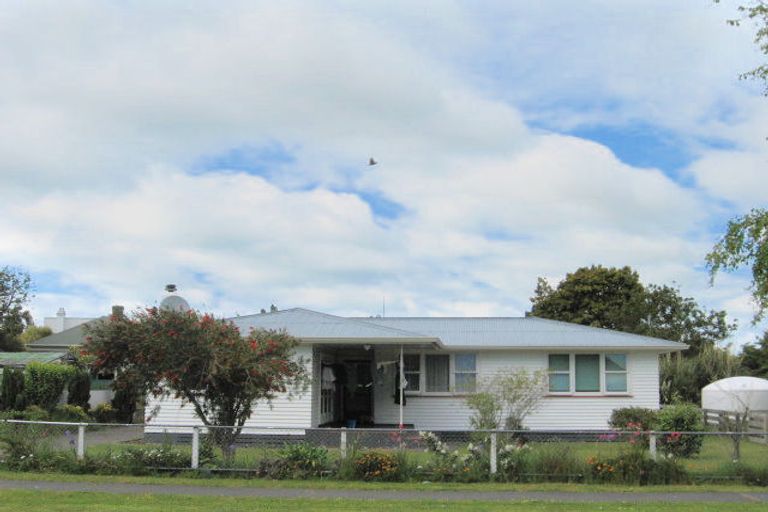 Photo of property in 48 Solander Street, Tolaga Bay, 4077