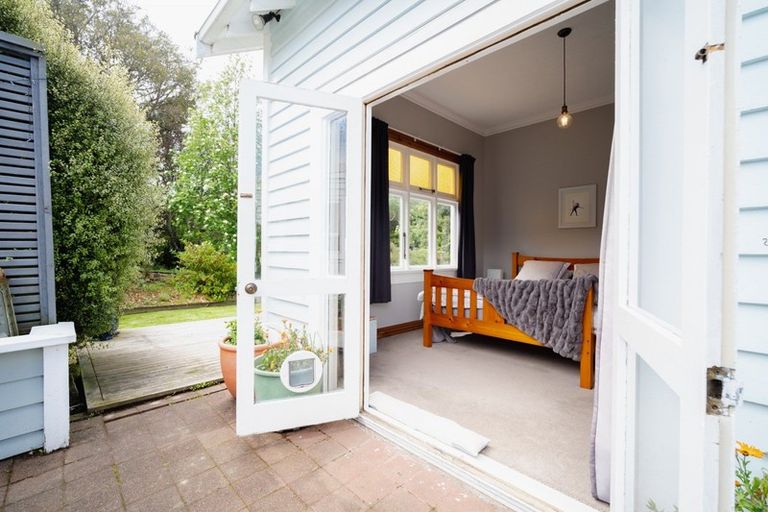 Photo of property in 25 Hugh Street, Sawyers Bay, Port Chalmers, 9023