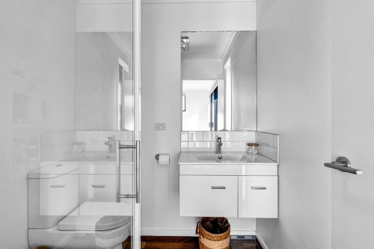 Photo of property in 17 Jersey Place, Bell Block, New Plymouth, 4312