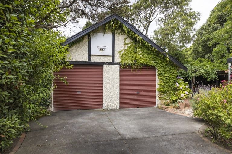 Photo of property in 27 Alan Street, Palmerston North, 4414
