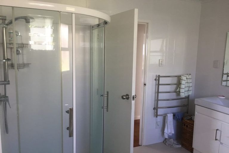 Photo of property in 2 Evergreen Crescent, Trentham, Upper Hutt, 5018