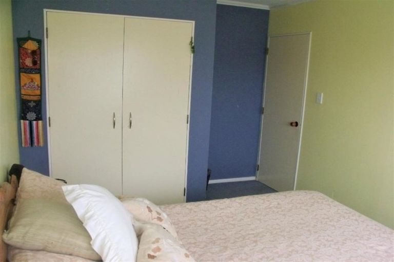 Photo of property in 25 Pelorous Street, Paparangi, Wellington, 6037