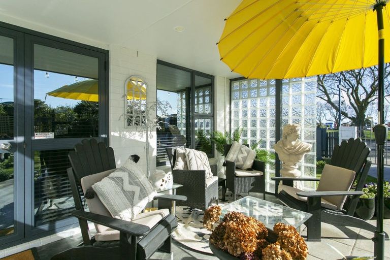 Photo of property in 21 Mona Square, Ashburton, 7700