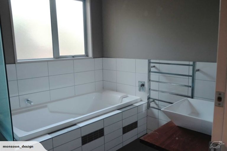 Photo of property in 3 Cuffs Road, Wainoni, Christchurch, 8061