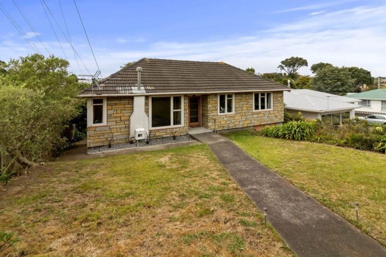 Photo of property in 73 Bayly Road, Blagdon, New Plymouth, 4310