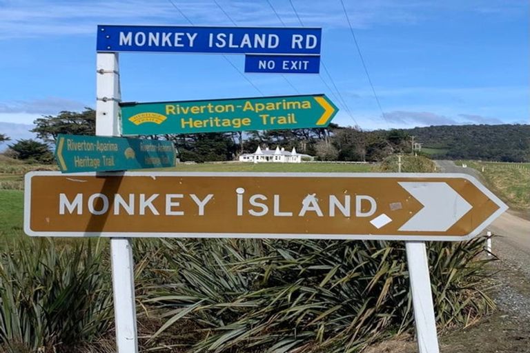 Photo of property in 95 Frentz Road, Pahia, Riverton, 9881