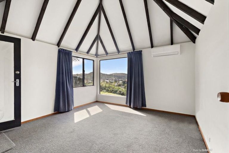 Photo of property in 29 Voltaire Street, Karori, Wellington, 6012