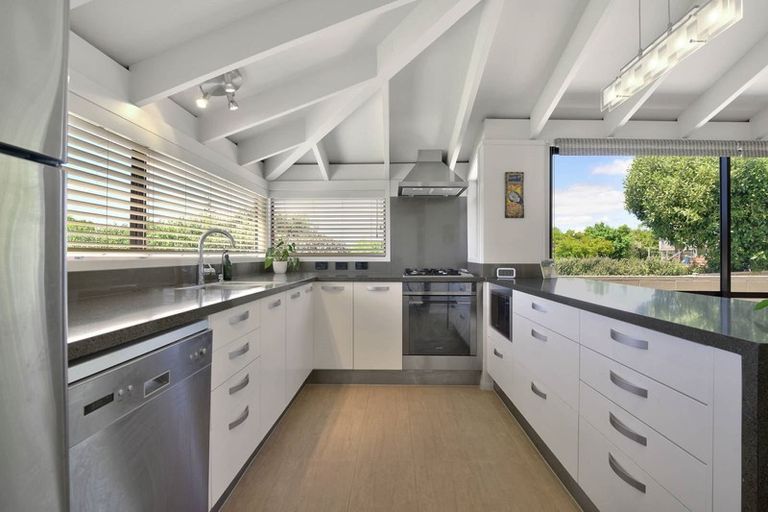 Photo of property in 11 Paykel Avenue, Farm Cove, Auckland, 2012