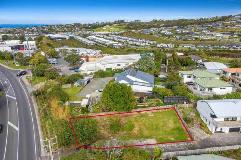 Photo of property in 599 Whangaparaoa Road, Stanmore Bay, Whangaparaoa, 0932
