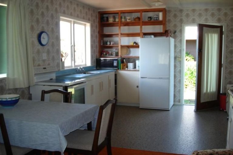 Photo of property in 22 The Crescent, Waihi Beach, 3611