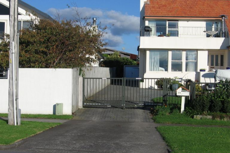 Photo of property in 24 Takutai Avenue, Bucklands Beach, Auckland, 2012