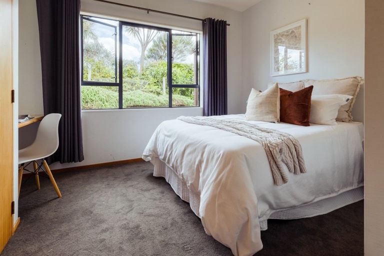 Photo of property in 1475 State Highway 16, Waimauku, 0883