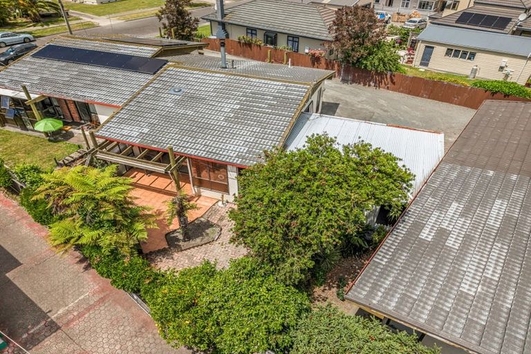 Photo of property in 807 Avenue Road East, Parkvale, Hastings, 4122