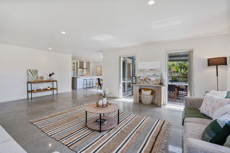 Photo of property in 11 Waitaha Place, Ruakaka, 0116