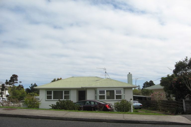 Photo of property in 246 Frankley Road, Frankleigh Park, New Plymouth, 4310