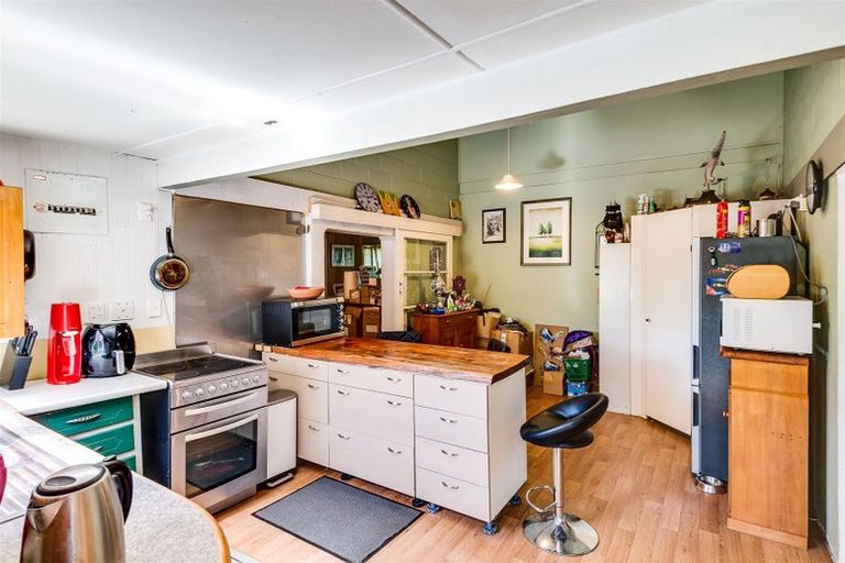 Photo of property in 1/422 Main North Road, Bay View, Napier, 4104