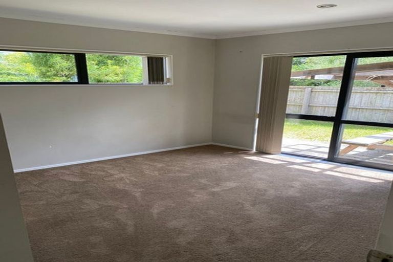 Photo of property in 813 Te Atatu Road, Te Atatu Peninsula, Auckland, 0610