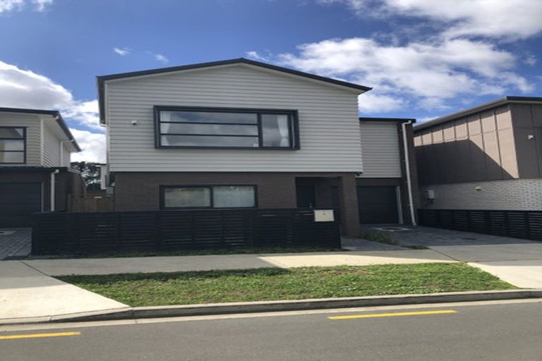 Photo of property in 8 Artemis Way, Flat Bush, Auckland, 2019