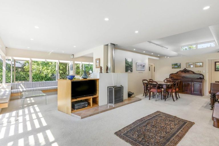 Photo of property in 54a Stanley Point Road, Stanley Point, Auckland, 0624