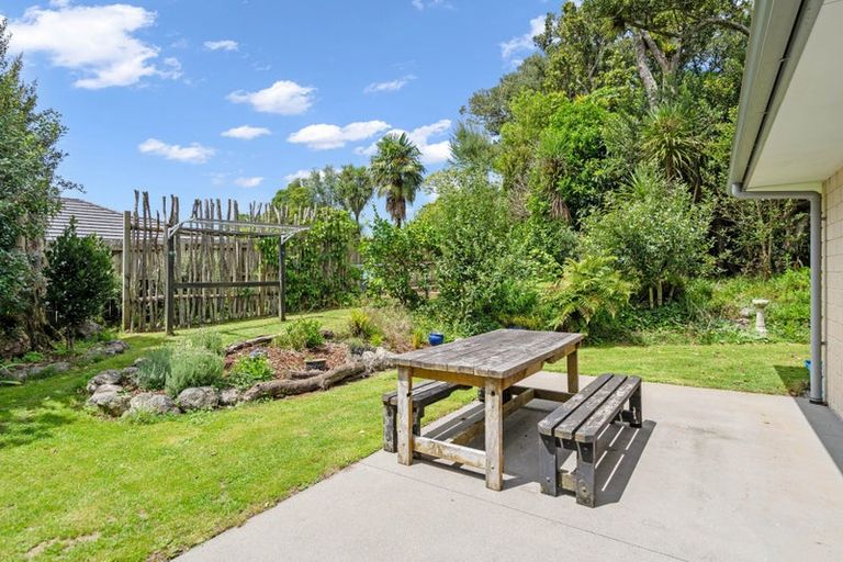 Photo of property in 11 Cookham Place, Maunu, Whangarei, 0179