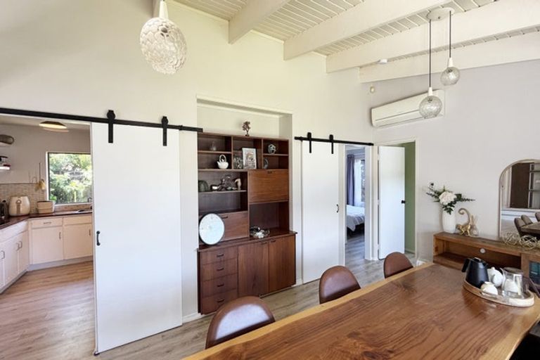 Photo of property in 5 Holyoake Place, Chatswood, Auckland, 0626