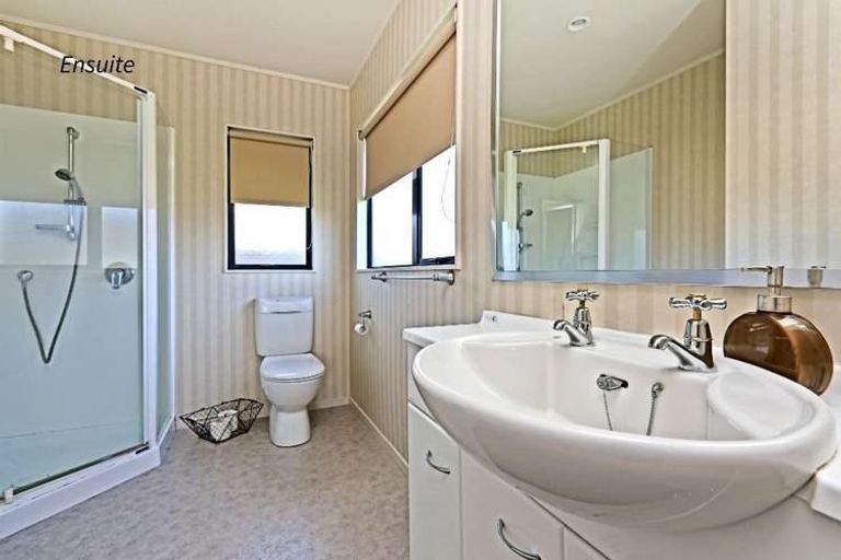 Photo of property in 310 Ikanui Road, Frimley, Hastings, 4120