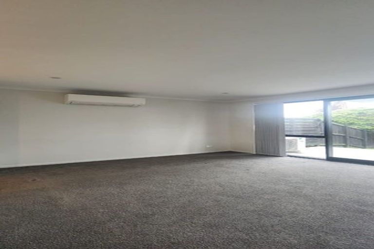 Photo of property in 17 Paapaakiri Loop, Takanini, 2112