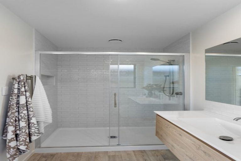 Photo of property in 271 Te Okuroa Drive, Papamoa, 3118