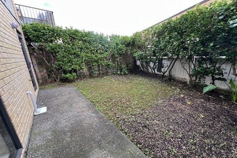 Photo of property in St Claire Village, 228/172 Mcleod Road, Te Atatu South, Auckland, 0610
