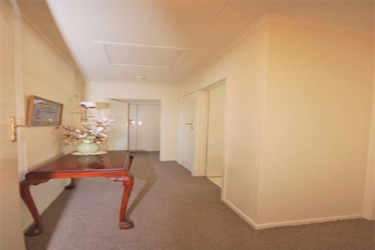Photo of property in 51 Rokino Road, Hilltop, Taupo, 3330