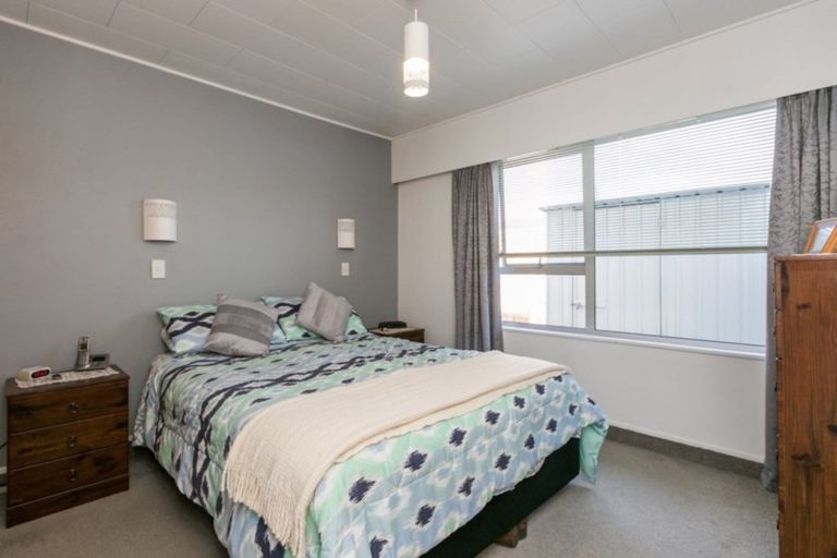 Photo of property in 1/15 King Street, Taradale, Napier, 4112