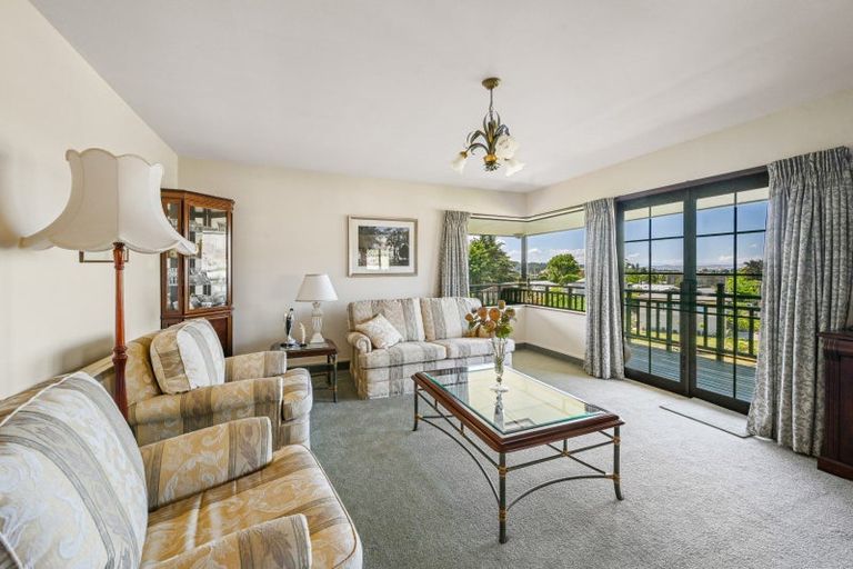 Photo of property in 6 Athenry Road, Bridge Hill, Alexandra, 9320