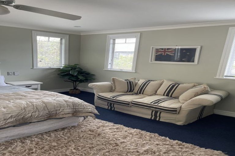 Photo of property in 44 Isobel Road, Greenhithe, Auckland, 0632