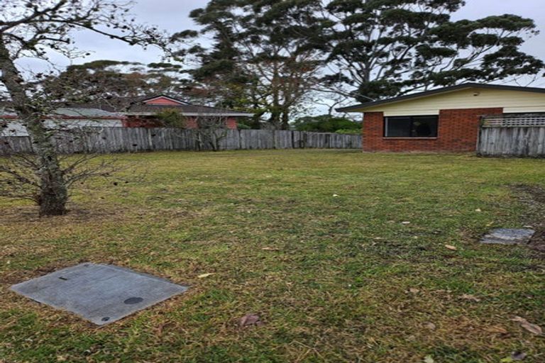 Photo of property in 99 West Harbour Drive, West Harbour, Auckland, 0618