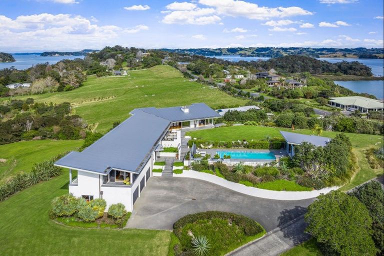 Photo of property in 188 Ridge Road, Mahurangi East, Warkworth, 0982