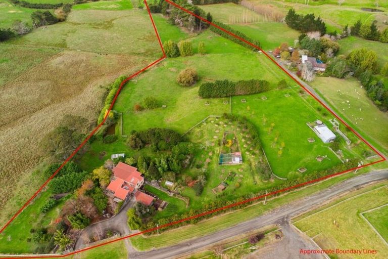 Photo of property in 60 Selman Road, Dairy Flat, Albany, 0794