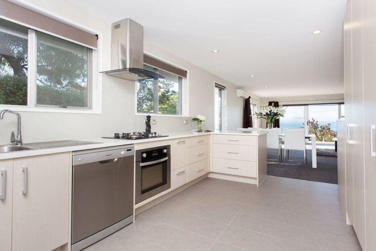 Photo of property in 2/54 Belleview Terrace, Mount Pleasant, Christchurch, 8081