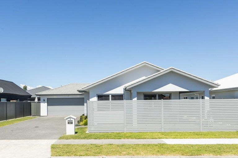 Photo of property in 22 Young Place, Taradale, Napier, 4112