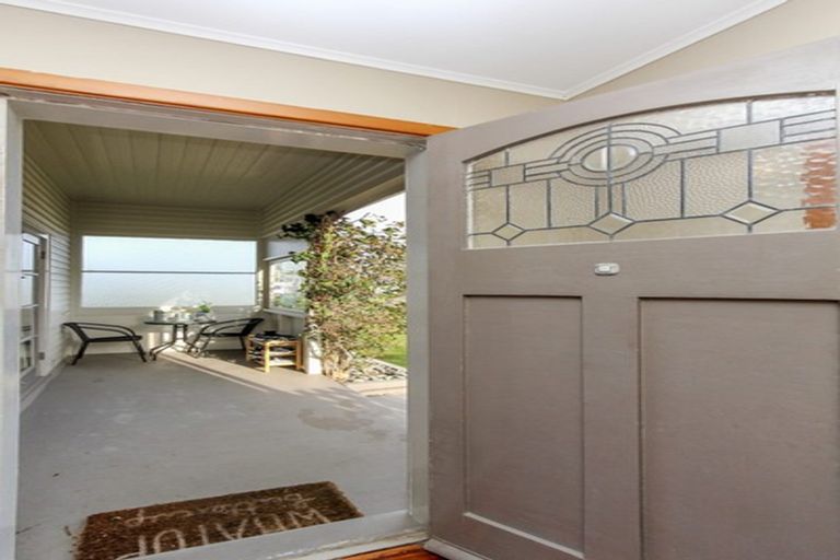 Photo of property in 28 Mouatt Street, Waitara, 4320