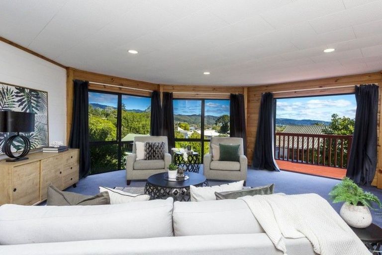 Photo of property in 3 Sunnyview Drive, Brown Owl, Upper Hutt, 5018