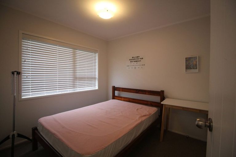 Photo of property in 1/687 East Coast Road, Browns Bay, Auckland, 0630