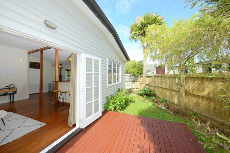 Photo of property in 42 Sullivan Avenue, Woolston, Christchurch, 8023