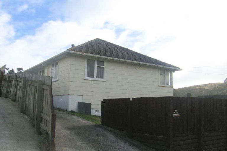 Photo of property in 2/21 Windley Street, Ranui, Porirua, 5024