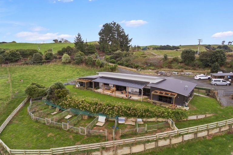 Photo of property in 158 Mairoa Road, Piopio, 3971