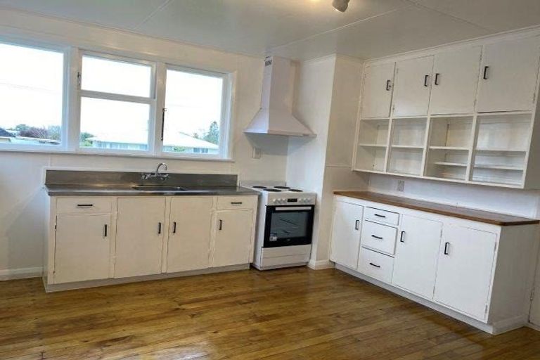 Photo of property in 5 Avon Street, Stratford, 4332