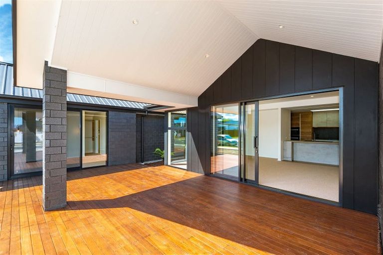 Photo of property in 20 Lusk Street, Rangiora, 7400