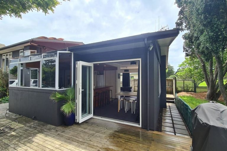 Photo of property in 20 Fairway Avenue, Mount Maunganui, 3116