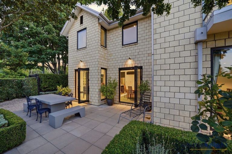 Photo of property in 1 Creyke Road, Ilam, Christchurch, 8041