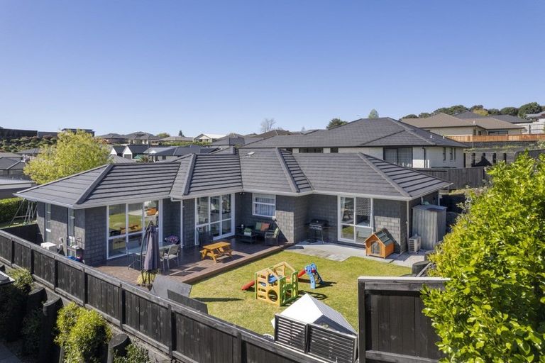 Photo of property in 17 Ballintoy Park Drive, Welcome Bay, Tauranga, 3175