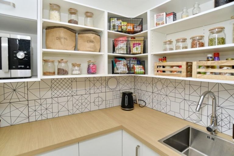 Photo of property in 4 Wairepo Close, Rangiora, 7400